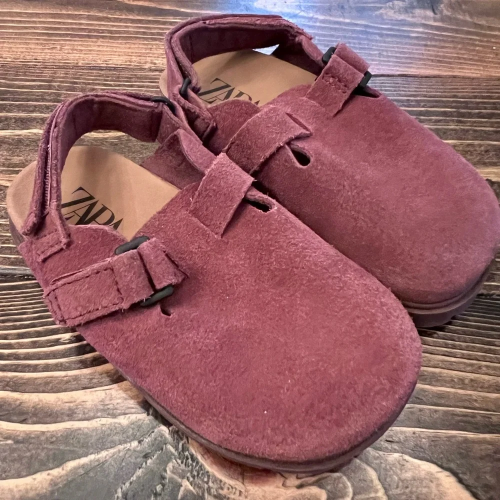 SOLD- ❌POST- Zara Kids Plum Suede Clogs NWOT - Picture 4 of 5